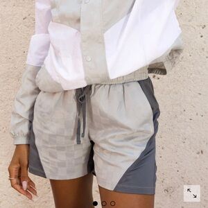 Savage x Fenty Changeover Short - Limited Edition - NWT - Small in Silver/Grey